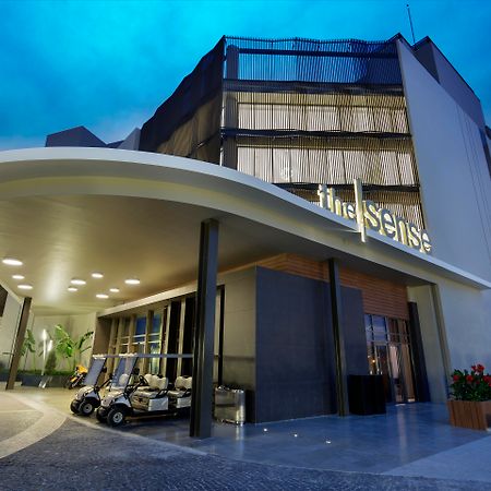 The Sense Deluxe Side Exterior foto